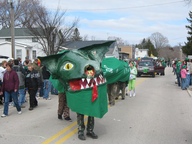 /pictures/ST Pats Floats 2010 - Pants on the ground/IMG_3127.jpg